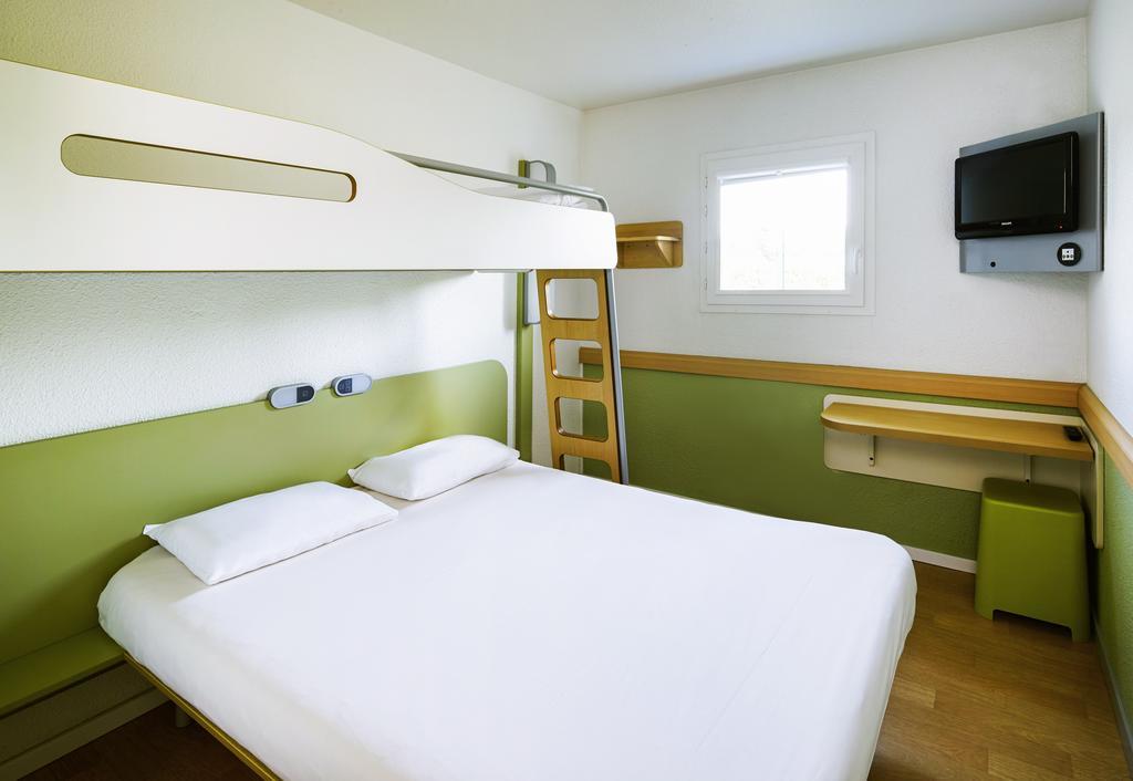 Ibis Budget Конкарно Екстериор снимка